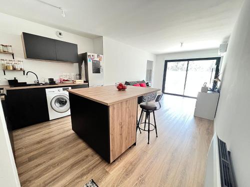 Frontignan Apartment | Lady Lafé Kaz Appartement