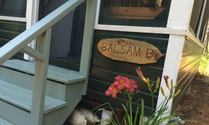 Center Lovell Cottage | Lake and Mountain Getaway