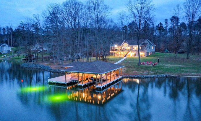 Bumpass House | Lake Anna Home w/Dock & Private Shoreline!