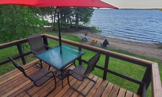 Rennie Cabin | Lakefront Cabin for Rent on Jessica Lake