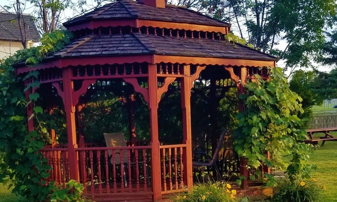 Erie Hotel | Lake Erie Lodge