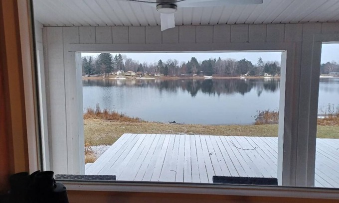 Reed City Cabin | Lake front Cabin great for boating, fishing, skiing, tubing, weekend getaway.