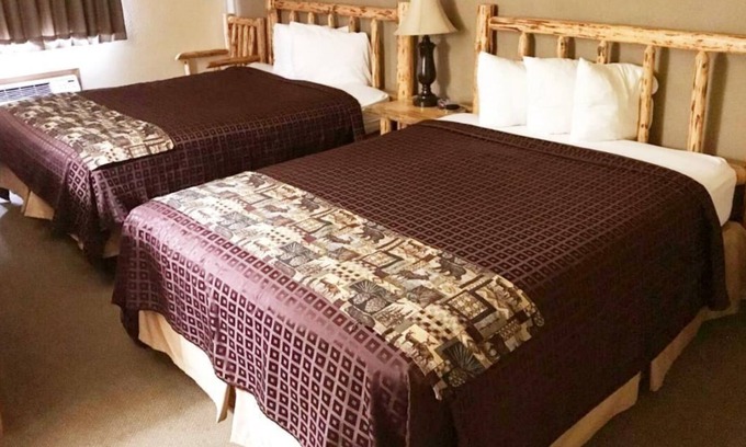 Ponderay House | Lake Getaway! 2 Comfortable Units, Free Parking, Minutes to Lake Pend Oreille