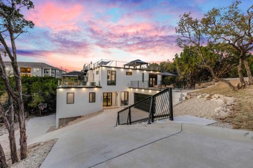 Highland Lake Estates House | Lake House In Lago Vista-Lake Travis