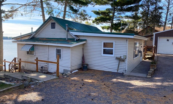 Gordon Cabin | Lake House - Wisconsin Northwoods - Pets Ok - Open for Hunting/Rifle Season