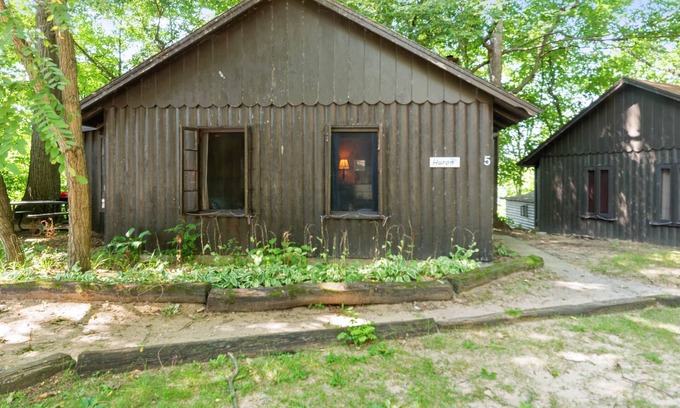 Whitehall House | Lake Huron Log Cabin #5