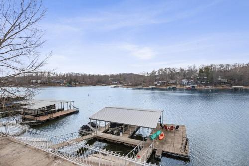 Osage Beach House | Lake Life: Amazing Weekday Specials! Dock, Swim Mat, Cove Water
