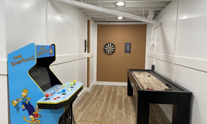 Evart House | Lake Lure Family Retreat