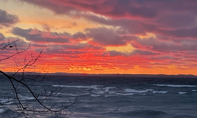 Charlevoix Cottage | Lake Michigan Getaway