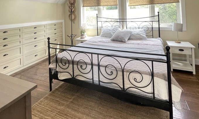 Christina Lake House | Lake Time Getaway