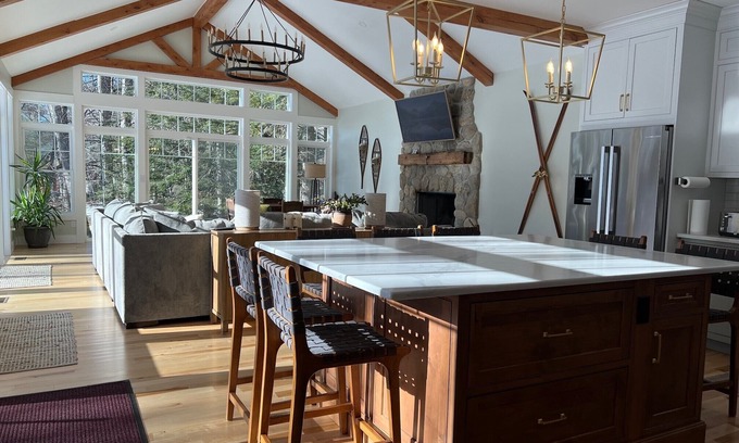 Weare House | Lakefront House near Pats Peak & Mount Sunapee