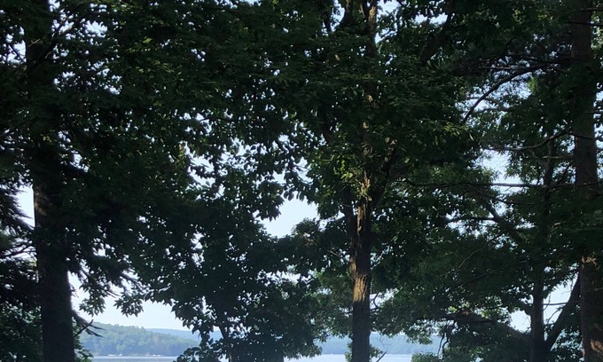 Lakeville House | Lakefront Lake Wallenpaupack