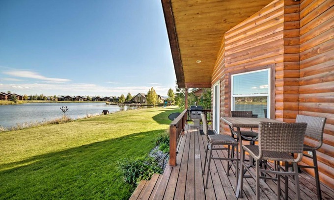 Pagosa Springs House | Lakefront Pagosa Springs Home, 7 Mi to Hot Springs