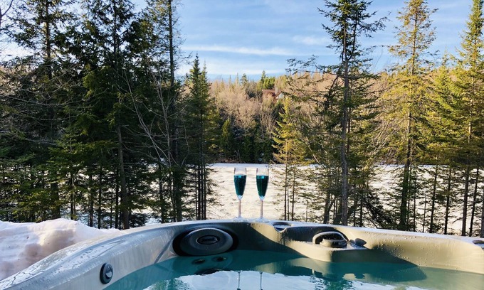 Mille-Isles Ski Chalet | LAKEFRONT (private quay)-SPA-BILLARD-PING PONG-TELEWORKING