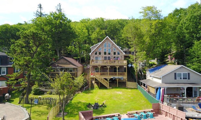 Lake Harmony House | Lakefront Property Private 37 Ft Dock Fire Pit Steps To Bars/Rest. WIFI BBQ