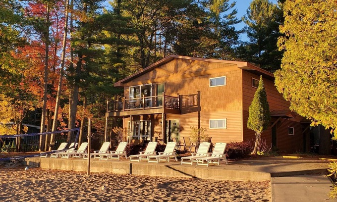 Mayfield Condo | Lakefront | Water Views | 10mi to TC | Fall Colors