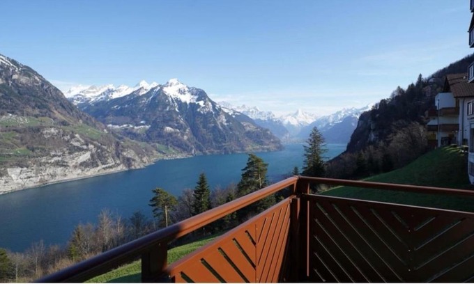 Ruetli Apartment | LakeHill72