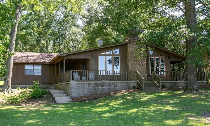 Homer House | lakelife @ claiborne | LakeFront ; Sleeps 14; Ramp