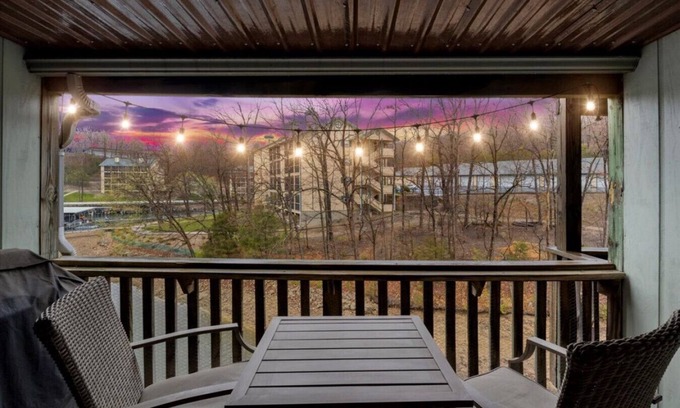 Village of Four Seasons Condo | Lakeshore Hideout - Lakefront & Indoor Pool!