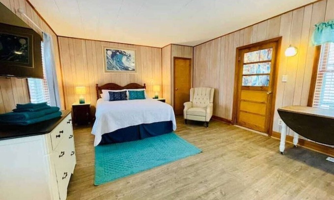 Muskegon Apartment | Lakeshore Studio: at the heart of it all