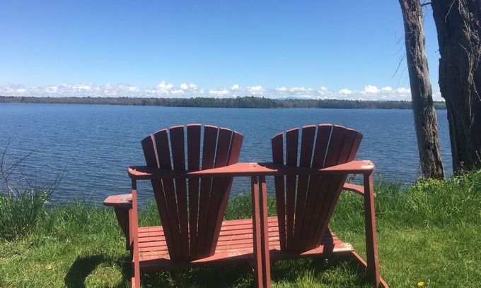 Plattsburgh Cottage | Lakeside Cottage #305 at Valcour Cottages