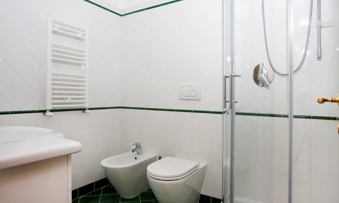 Zona LIX Polline Martignano Apartment | Lakeside Farmhouse Apartment in Rome, Potrero Grande - Owl Apartment