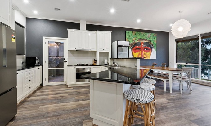 Yarrawonga House | Lakeside Landing waterfront property with Jetty.
