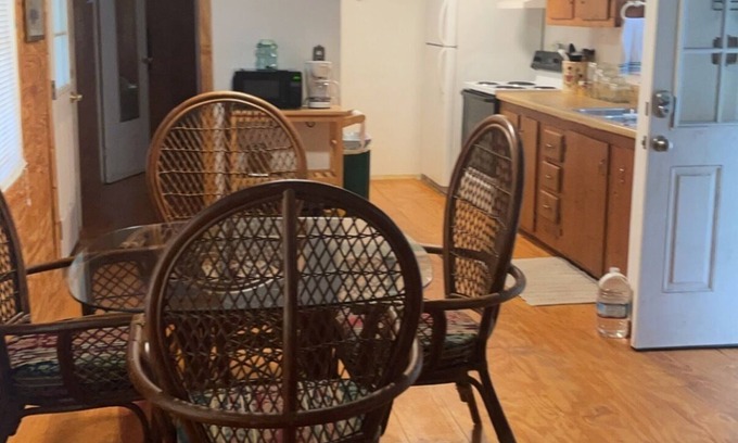 Reidsville House | Lakeside mobile home ! 15 mins to plant hatch