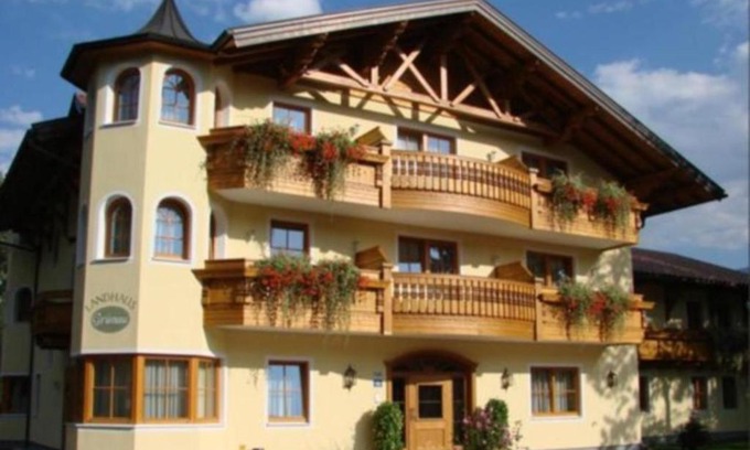 Wals Bed & Breakfast | Landhaus Grünau