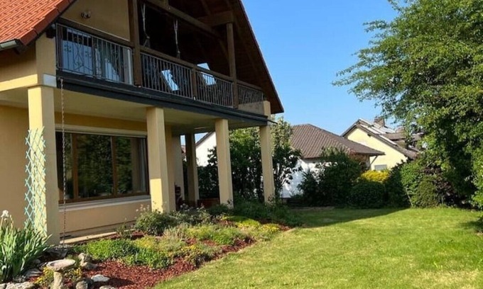 Burgthann House | Landhaus mit Pool - mit 125qm & mit Großen Garten & Sehr Ruhige Lage