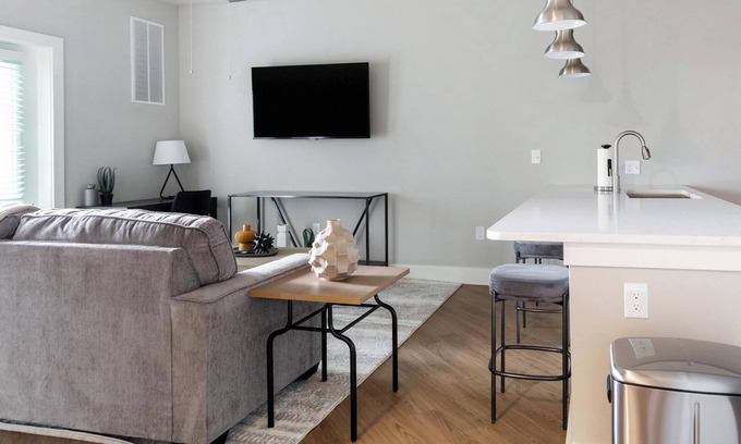 Fort Myers Apartment | Landing | Amazing 1BD, Pool, Clubhouse