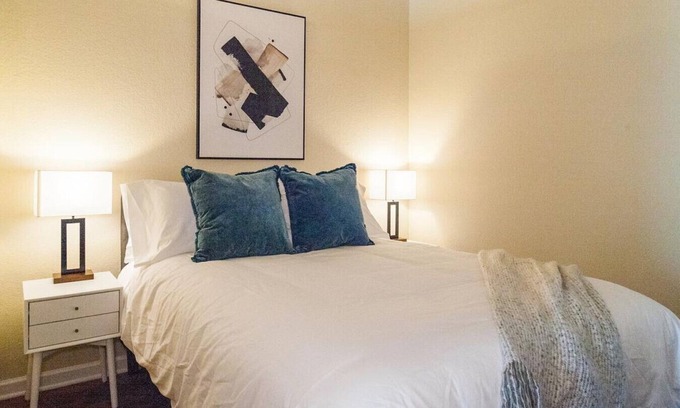 Liberty Area Apartment | Landing at 1809 at Winchester - 1 Bedroom in Hamburg Area