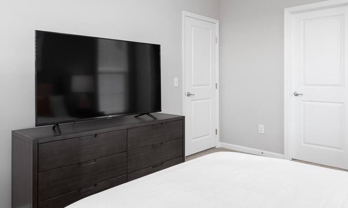 Riverside Apartment | Landing at Grafton Park - 2 Bedrooms in Riverside