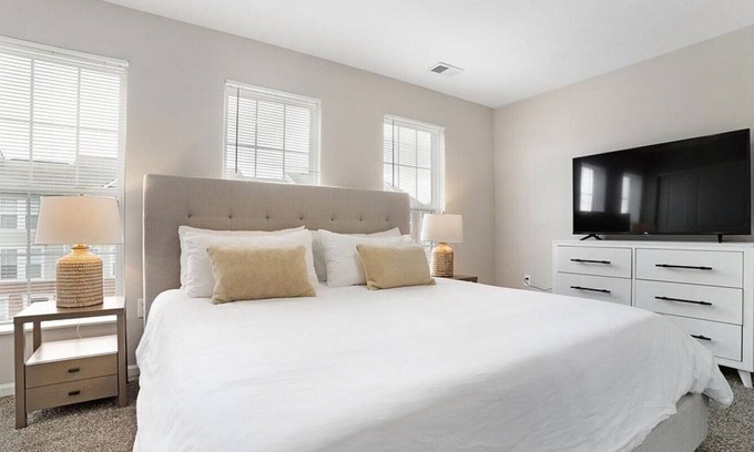 Liberty Area Apartment | Landing at Hamburg Farms - 2 Bedrooms in Hamburg Area