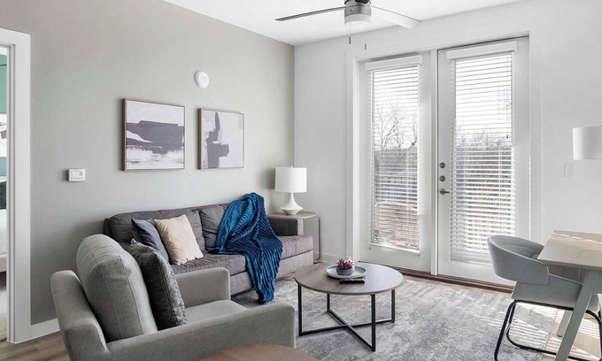 Garland Apartment | Landing at The Draper - 2 Bedrooms in Garland