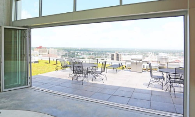 Downtown Omaha Apartment | Landing at Wire - 1 Bedroom in Downtown