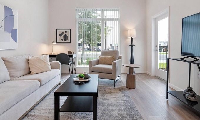 Florida Center Apartment | Landing | Beautiful 1BD, Gym, Pool