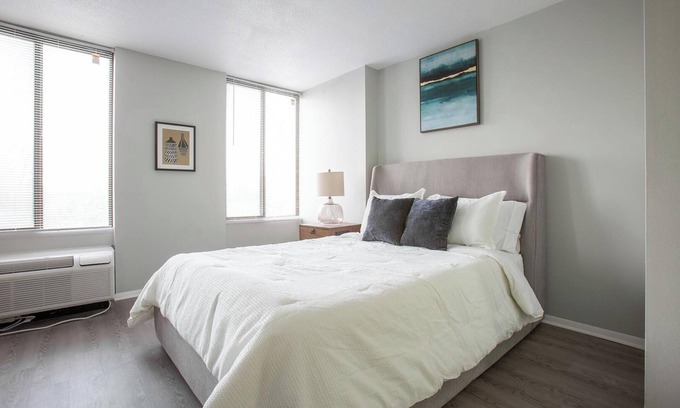 Fort Wayne Apartment | Landing | Beautiful Studio, Pool, Gym