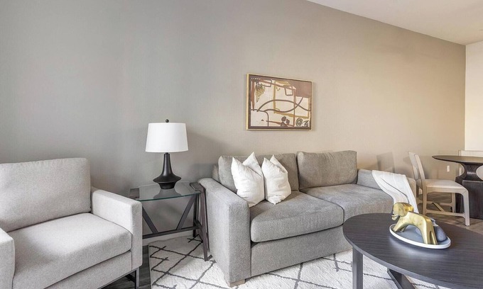 Tempe Apartment | Landing | Chic 1BD, Clubhouse, Pool