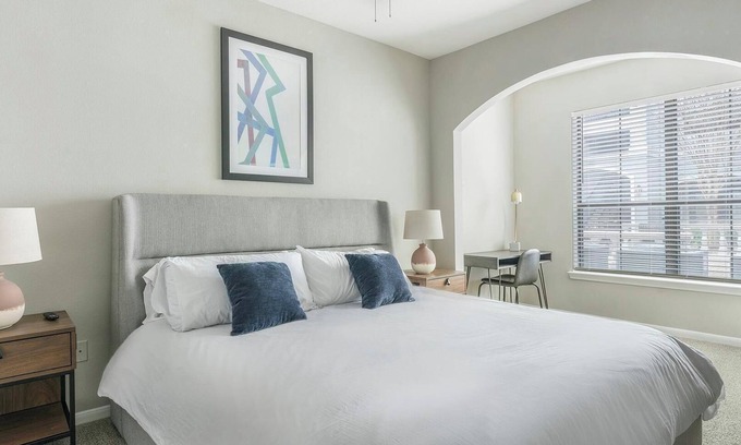 Briarforest Apartment | Landing | Chic 1BD, Gym, Pool