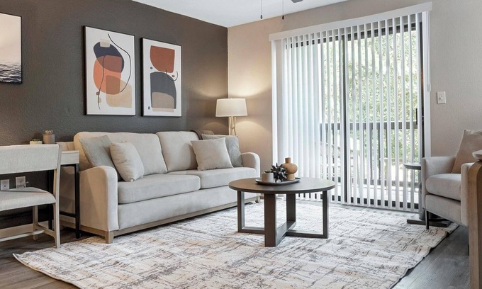 Houston Apartment | Landing | Chic 2BD, Clubhouse, Game Room