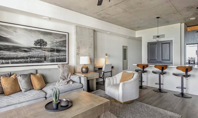 St. Petersburg - Clearwater Apartment | Landing | Modern 2BD, Gym