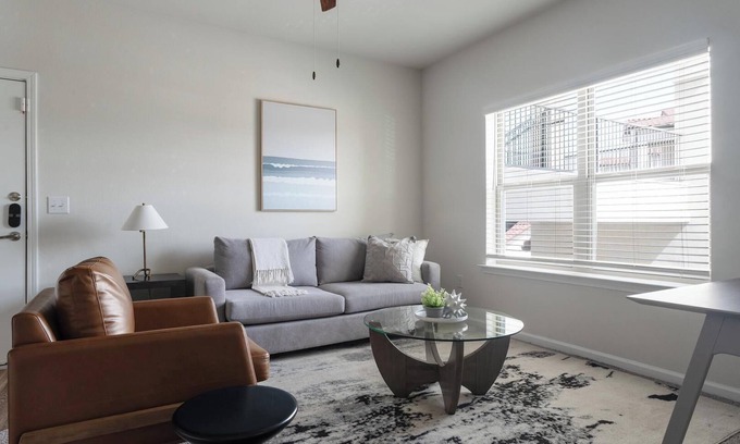 Pflugerville Apartment | Landing | Spectacular 1BD, Clubhouse, Yoga Studio