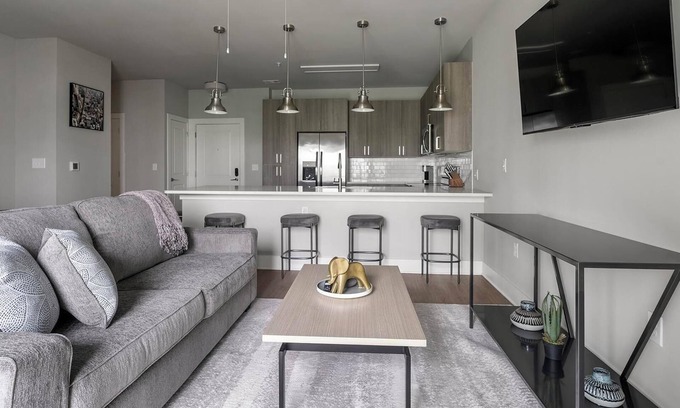 Fort Myers Apartment | Landing | Spectacular 1BD, Gym, Pool