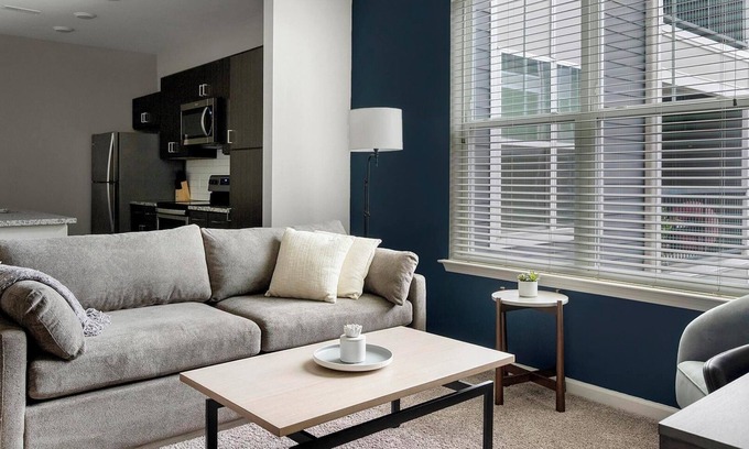 Chesterfield Apartment | Landing | Stunning 1BD, Pool, Gym