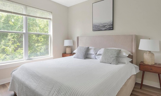 Chillum Apartment | Landing | Stunning 1BD, Clubhouse, Gym
