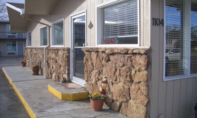 Laramie Hotel | Laramie Valley Inn