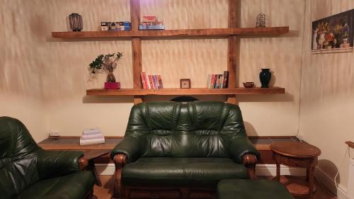 Ystradgynlais Apartment | Large 2 Bed Holiday Let in Central Ystradgynlais