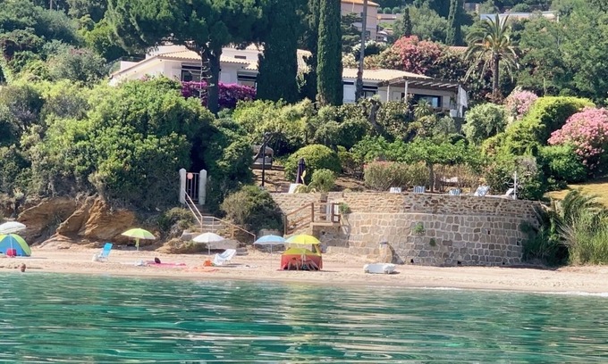 Rayol-Canadel-sur-Mer Villa | LARGE BEACHFRONT VILLA FRENCH RIVIERA FULLY RENOVATED, HUGE GARDEN