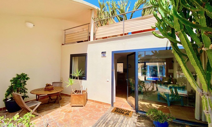 Bahia Calma House | Large bungalow, private pool, a few minutes from sea, protected inner courtyard
